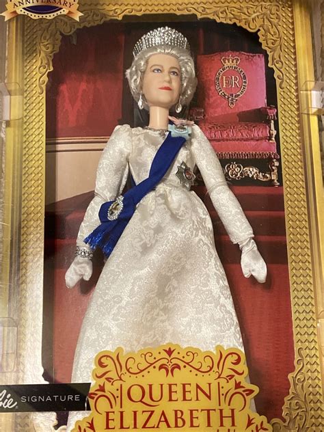 Barbie Signature Queen Elizabeth Ii Platinum Jubilee Doll Lupon Gov Ph