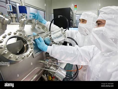 Ion Beam Milling Hi Res Stock Photography And Images Alamy