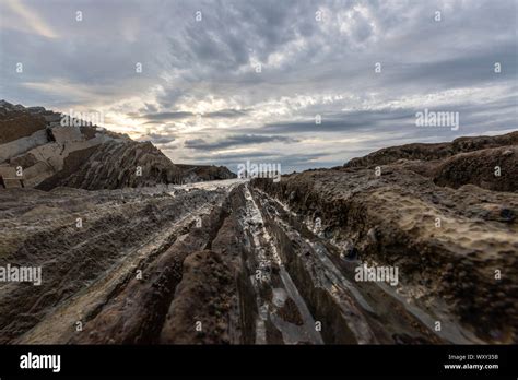 Flysch Itzurun Beach A Sequence Of Sedimentary Rock Layers Zumaia