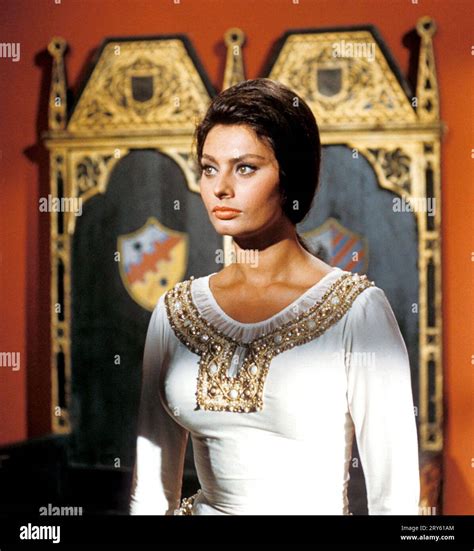 SOPHIA LOREN dans EL CID 1961 mise en scène par ANTHONY MANN Crédit