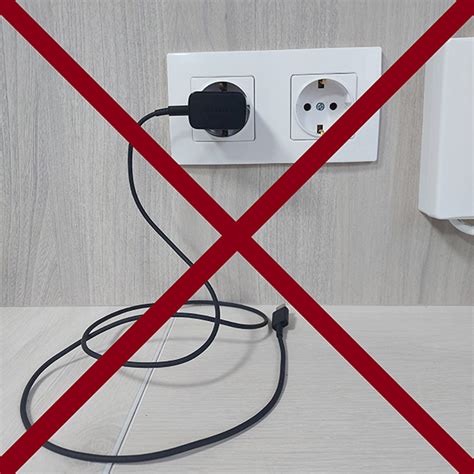 Ne Laissez Jamais Un Chargeur Sans Que Votre T L Phone Soit Branch