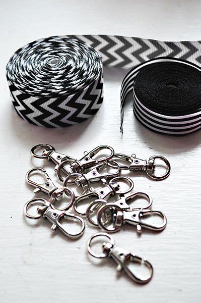 Super Simple Diy Lanyards Tutorial That You Can Make In Under 10