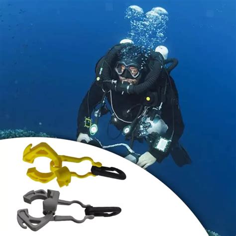 OUTILS DE PLONGÉE sous marine pour les activités aquatiques de plongée