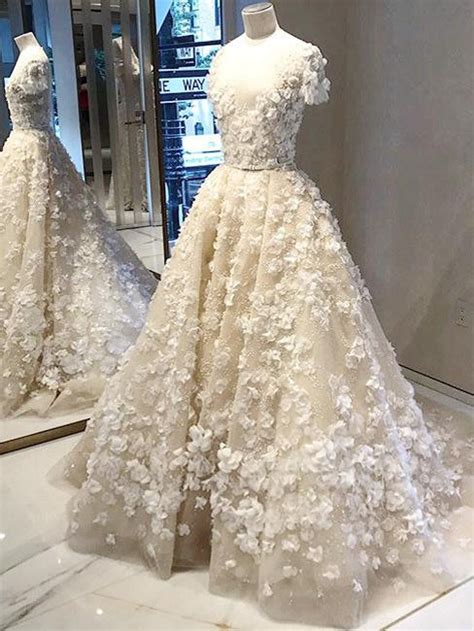 Luxury Wedding Dresses Ball Gown Scoop Sweep Train Lace Ivory Big Brid Anna Promdress