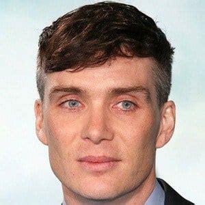 Cillian Murphy Age : Cillian Murphy Bio Family Trivia Famous Birthdays - While in college, he ...