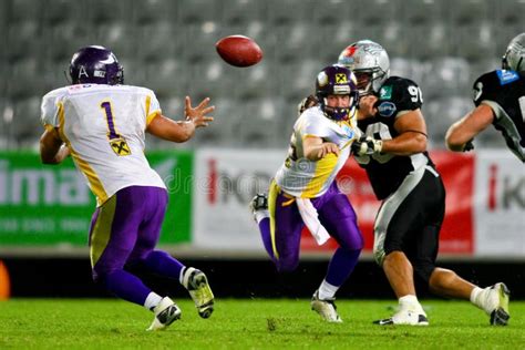 Raiders vs. Vikings editorial stock photo. Image of teamwork - 5695638