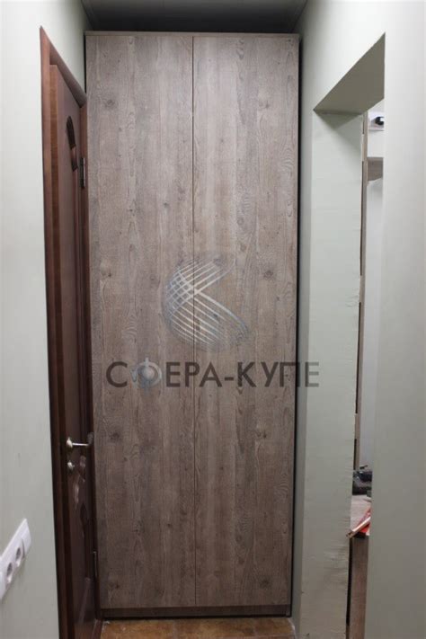 Двустворчатый распашной шкаф на заказ в Москве