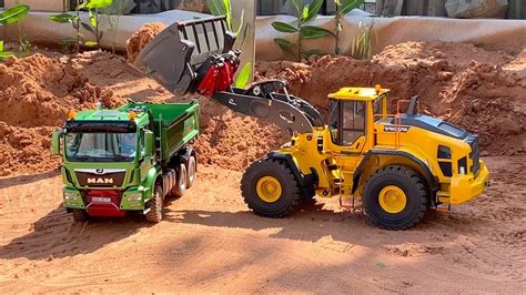 Awesome Rc Trucks At The Constructionworld In K Youtube