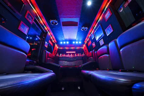 Top Benefits Of Hiring A Party Bus For Your UK Celebration