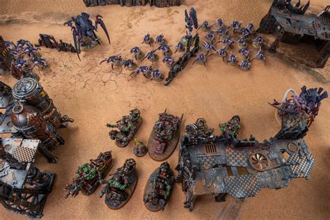 Battle Warhammer 40k 4th Edition Game Tyranids Vs Orks