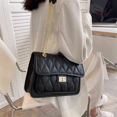 مودا أنثوية Pequeno Couro Do Plutônio Crossbody Sling أكياس 2022 Verão