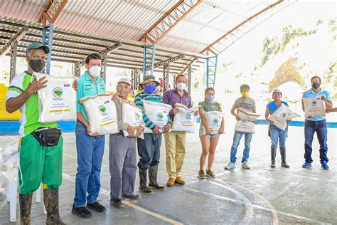 Pastaza Gobierno Provincial Entrega Mil Alevines De Peces Noti