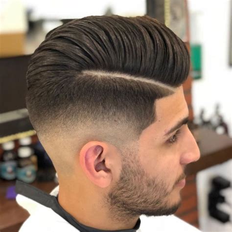 Coupe Homme Court D Grad Comment Se Portera Le D Grad En