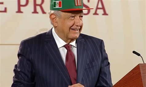 AMLO desea buena suerte a la selección mexicana en el Mundial de