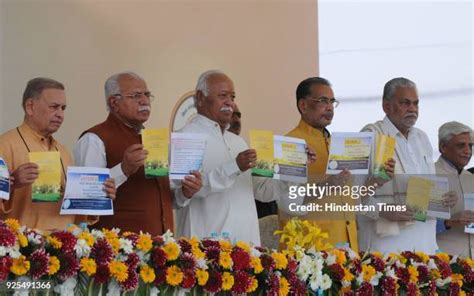 Manohar Lal Khattar Photos And Premium High Res Pictures Getty Images