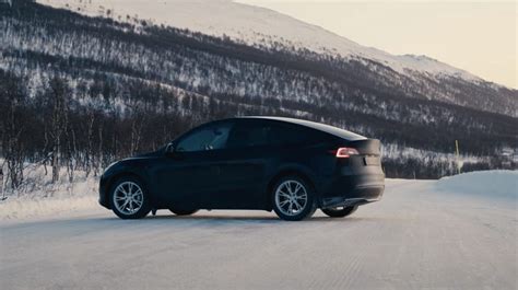 Tesla Shows Off Its Extreme Weather Testing Close To The Arctic Circle