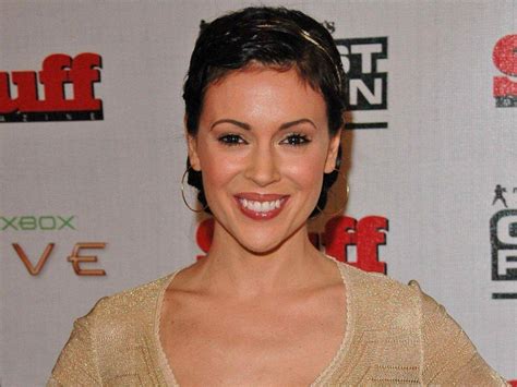 Alyssa Milano Wallpaper Alyssa Milano Wallpaper 18745501 Fanpop