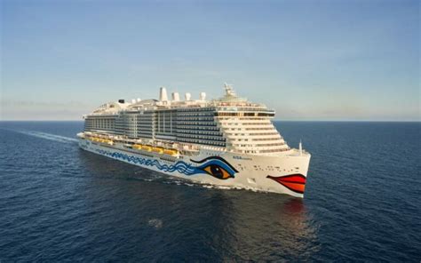 Full List Of All 21 LNG-Powered Cruise Ships