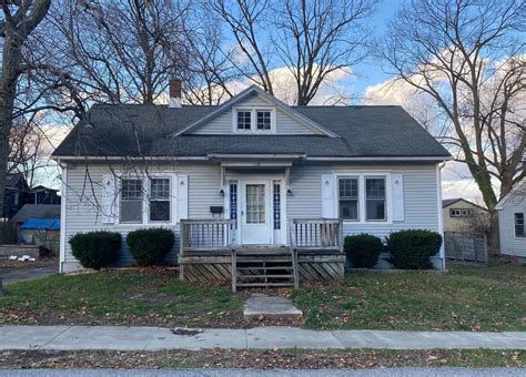 518 E Bank St Ashland Oh 44805 House Rental In Ashland Oh