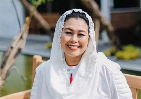 Profil Yenny Wahid Putri Gus Dur Yang Siap Jadi Cawapres Di Pilpres