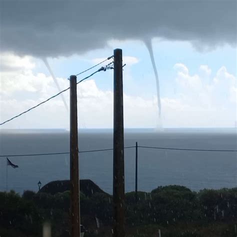 Maiorca Sferzata Da Forti Tempeste E Inondazioni 4 Tornado Al Largo Di