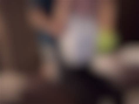 美乳彼女にオイルマッサージをしながらおっぱいや乳首責め挿入して連続絶頂アクメ 日本人 かわいい 素人 ハメ撮り クリ責め 手マン Japanese Massage Sex えむゆみカップル