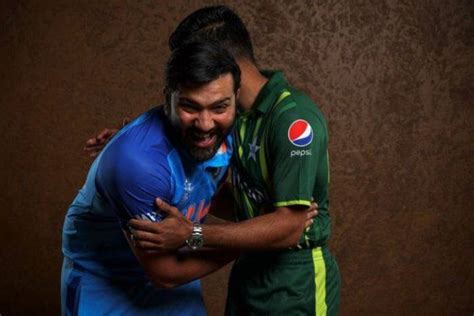 Watch Rohit Sharma Celebrates Babar Azams Birthday During T20 World