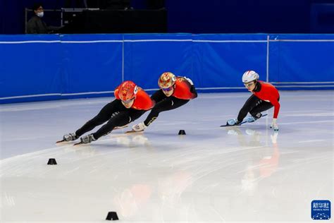 短道速滑——世锦赛：中国队进行赛前训练 新华网客户端