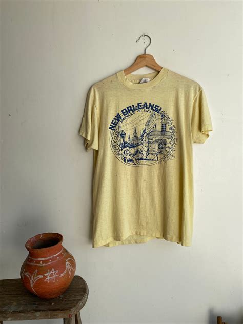 1980s New Orleans Tourism Tee (M) – Handbook