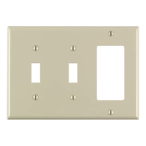 Leviton 3 Gang 2 Toggle Decora Device Combination Wallplate In Ivory The Home Depot Canada