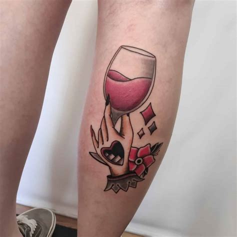 Arriba Imagen Tatuaje Copa De Vino Minimalista Cena Hermosa