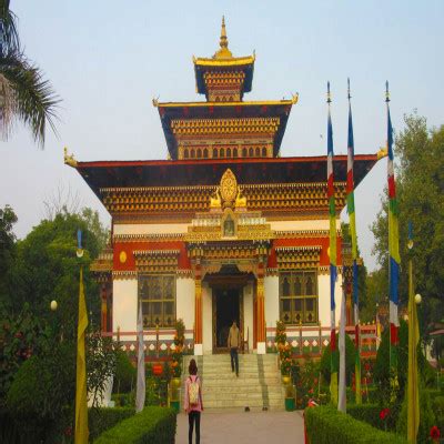 Mahabodhi Temple - History, Timings, Story, Location, Architecture ...