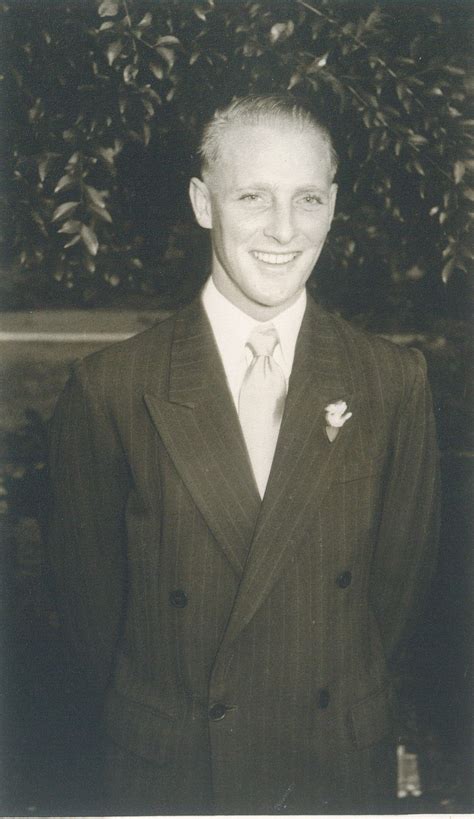 Schmidt, Raymond John - Conway Funeral Services