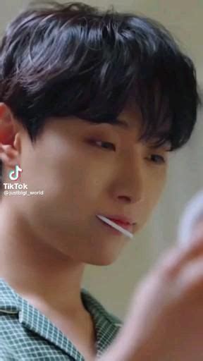 Pin By Beccs On Drama Cute Gay Couples Cute Gay Kpop Guys