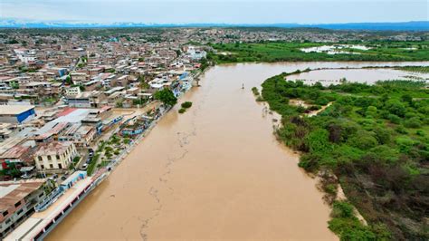 R O Tumbes Se Desborda Por Intensas Lluvias Y Aumenta Riesgo De