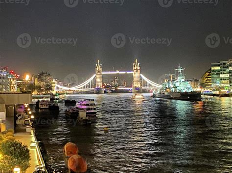 A view of Tower Bridge at night 23190952 Stock Photo at Vecteezy