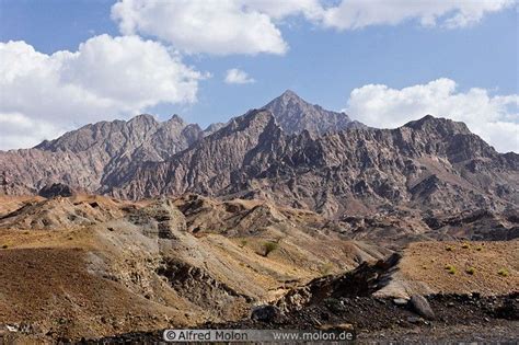 Al Hajar Mountains in Oman - Majestic Landscapes