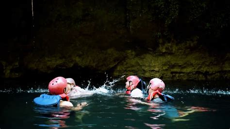 Body Rafting Green Canyon Pangandaran Cv Baraja Body Rafting Youtube