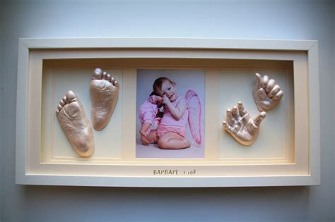 WISHLIST.RU 3D слепки ручек и ножек в рамке с фото