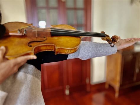 Why professionals are choosing to play a Don Lenker violin today 16