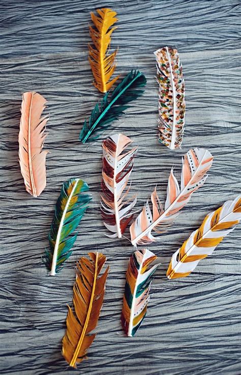 An Amazing Hobby Of Painted Feathers Examples Bored Art