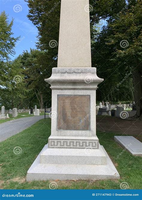 Memorial Monument To General George Custer Editorial Stock Photo - Image of statue, plant: 271147943