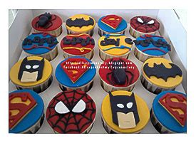 Batman Cupcake Linerswilton Batman Treat Stand Assorted Batman Logo