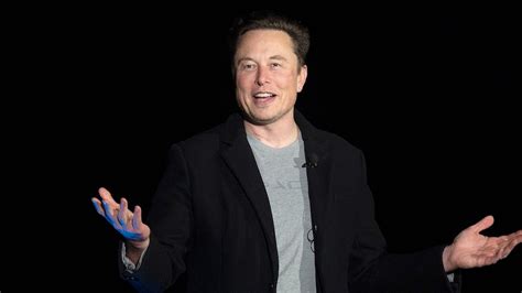 Elon Musk Takes Over Twitter And Fires Top Executives Underground Press