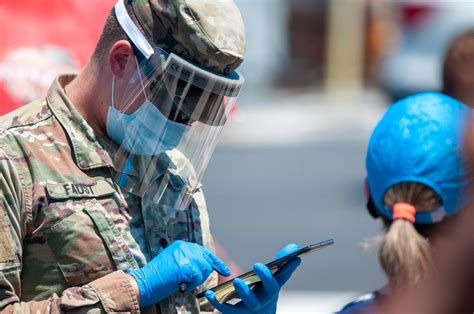 Dvids Images Delaware National Guard Tests For Covid At Dewey