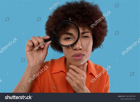 21938 Magnifying Glass Person Zoom Images Stock Photos And Vectors