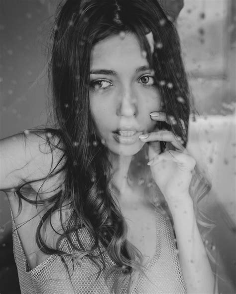 Mila Azul Mirror Sergevoss 4 Porn Pic