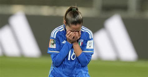 Lo Sfogo Dell Italia Femminile Dopo Il Fallimento Ai Mondiali Fanno