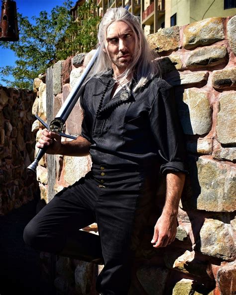 the witcher cosplayer readyseasonone photo #cosplay #sharemycosplay ...