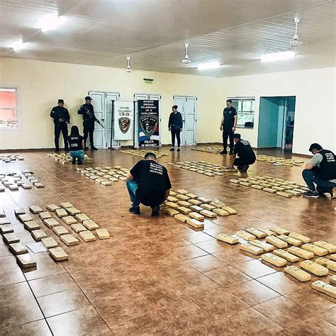 Policías Incautaron Casi 400 Kilos De Marihuana En General Urquiza